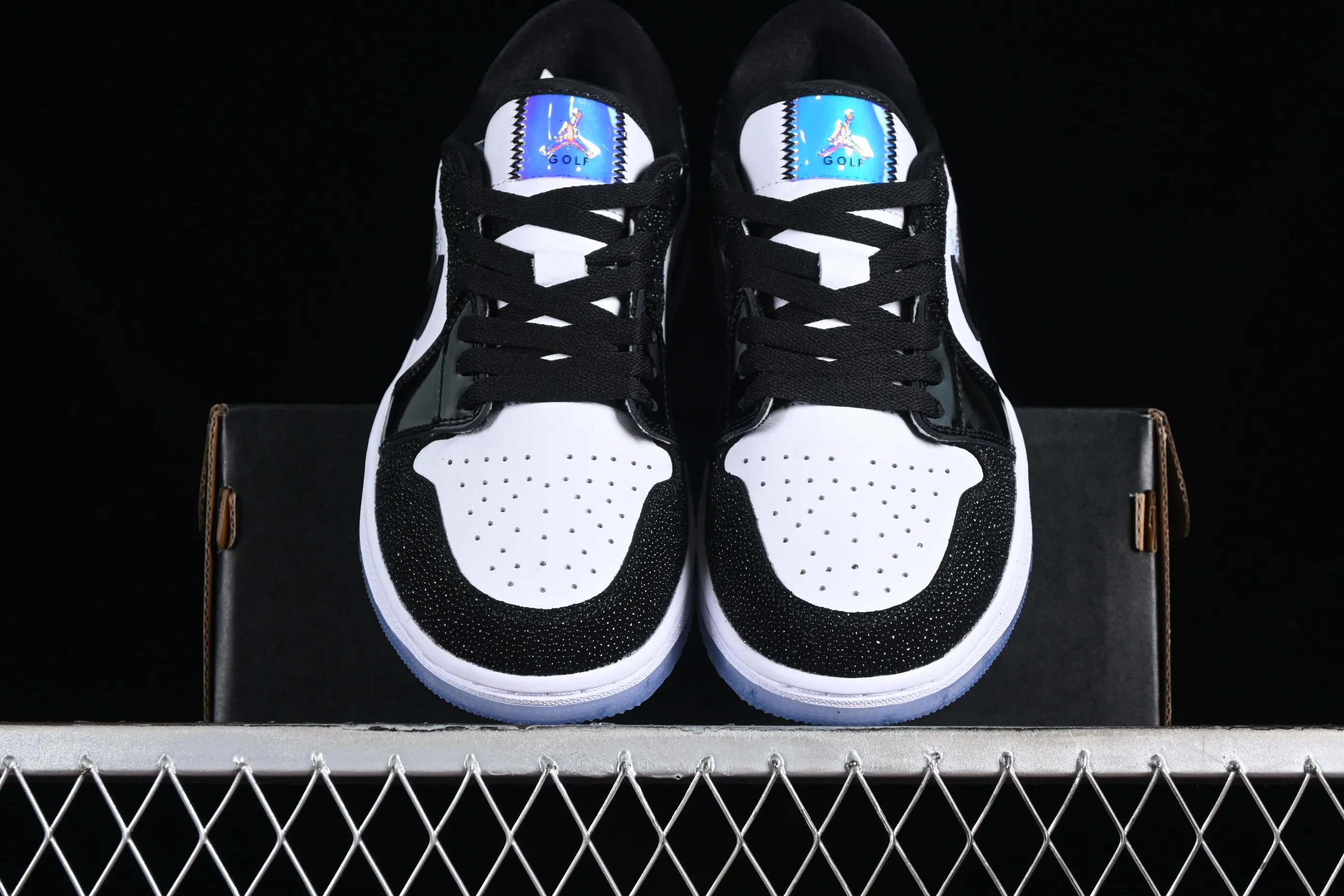 All categories Air Jordan Jordan series basketball shoes Air Jordan 1 Low G version pure original Air Jordan 1 Low Golf AJ1 Joe 1 new golf version laser patent leather black double hook FZ4159-100
